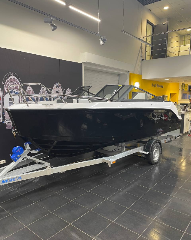 Новинка сезона — катер Феникс 605 BR.