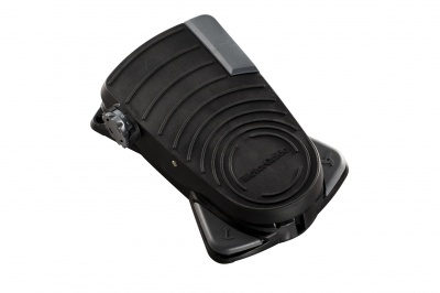 Xi5_foot_pedal_c